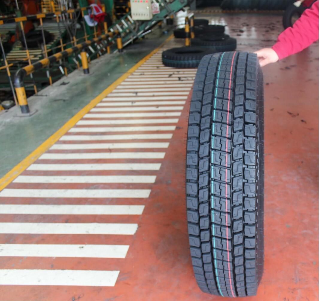 11R22.5 16PR  HD728 Steer/Drive  truck tyre Chile