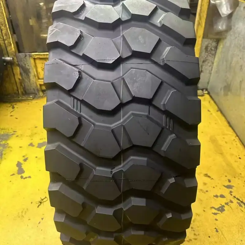 Military tire 395/85R20 TL for off-road vehicles
