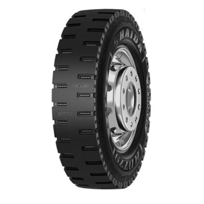 HD779K-TYRE.jpg