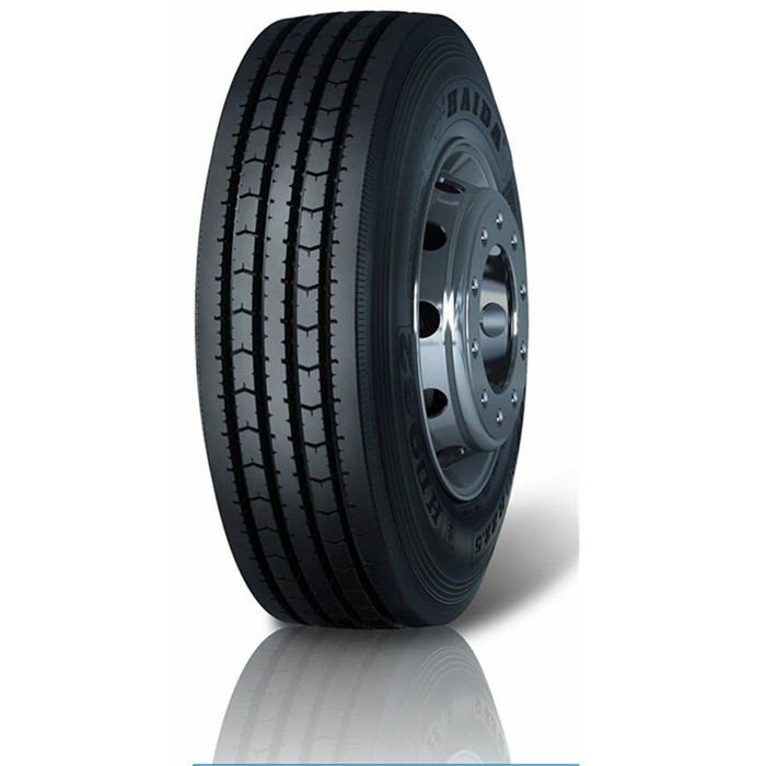 HD962-tire.jpg